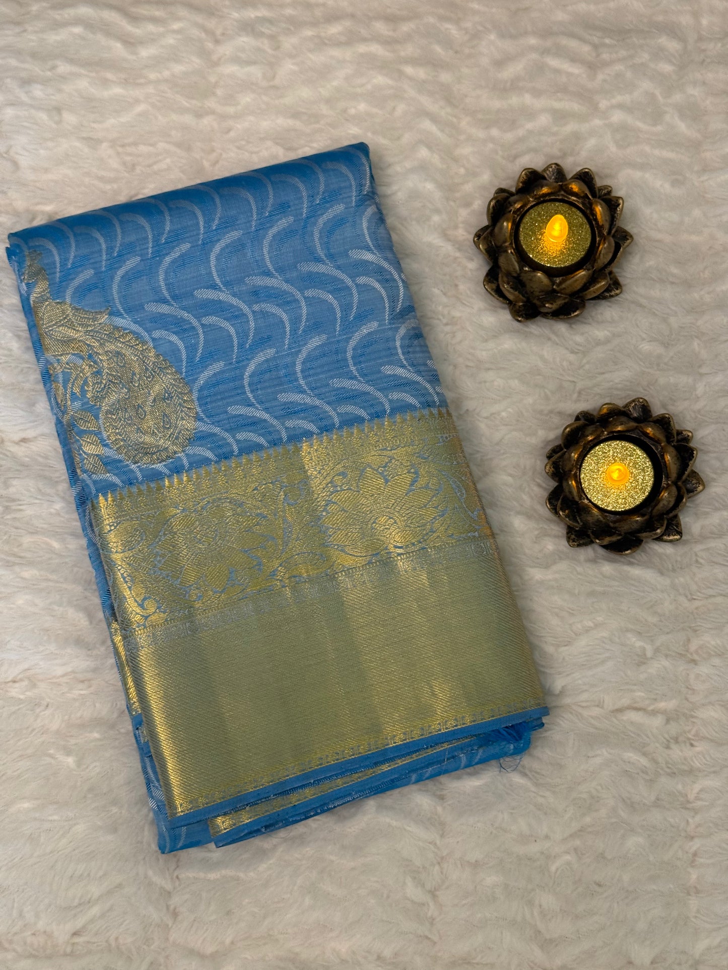 Handloom Kanjivaram Silk Saree in Enchanting Peacock Blue With Golden Border