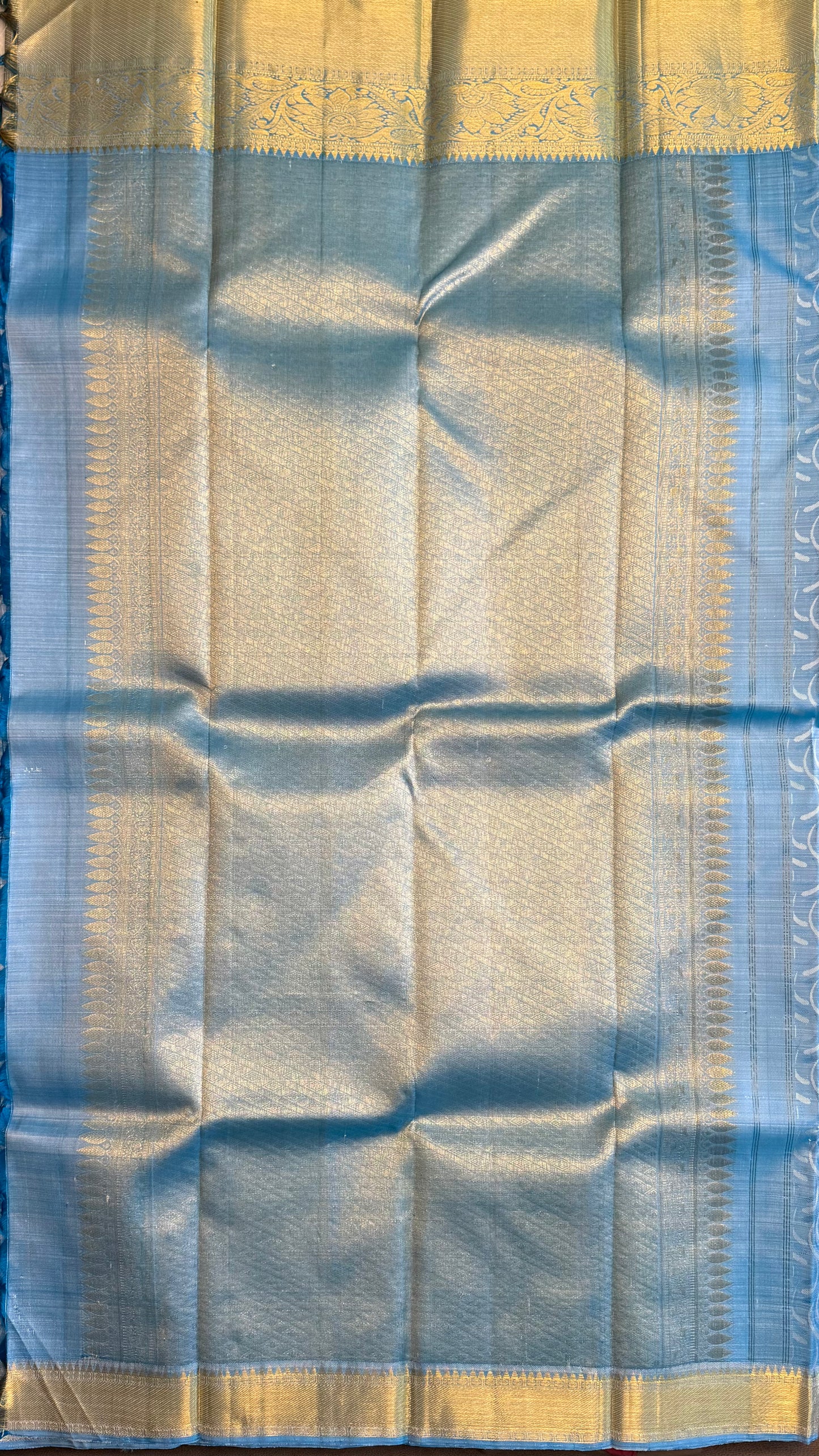 Handloom Kanjivaram Silk Saree in Enchanting Peacock Blue With Golden Border